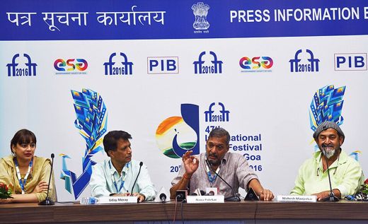 With director Mahesh Manjrekar for Natsamrat at IFFI, 2016